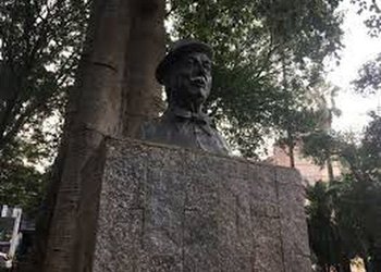 Estátua de Adoniran, no Centro de São Paulo - Wikipedia