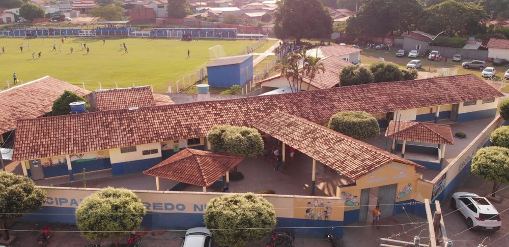 <span>Divulgação Prefeitura de Itacajá)</span></em></p>
<p><strong>Programa Escolar</strong></p>
<p>Uma das maiores conquistas da gestão, o Programa de Transporte Escolar Urbano em atendimento aos estudantes da educação. 