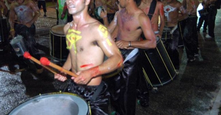 Abertura ao som dos tambores - foto - AG 