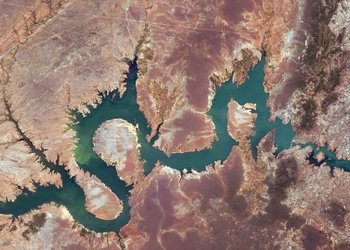 Reservatório da represa de Itaparica, no rio São Francisco, fotografado a partir da Estação Espacial Internacional, em 2016 
