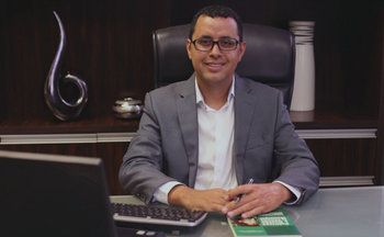 Robson formalizou o pedido por meio de ofício encaminhado ao prefeito, agradecendo a oportunidade e confiança. 