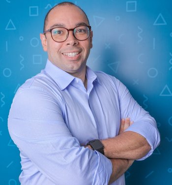 Igor Meireles é um contador com 20 anos de experiência em contabilidade e tributação