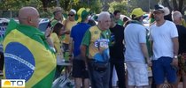 Manifestantes na Praça dos Girassóis em ato de apoio ao então presidente Jair Bolsonaro, em 2022|Reprodução/TV Anhanguera