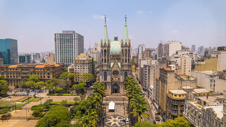 São Paulo está entre as regiões que lideram a chegada recorde de turistas internacionais ao Brasil, seguido pelo Rio de Janeiro e pelo Rio Grande do Sul.