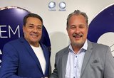 Marco Poggio (D) é o novo contratado da TV Jovem Record|