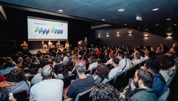 Público acompanha a apresentação dos dados da pesquisa Cultura nas Capitais, em São Paulo