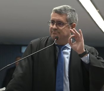 Advogado Paulo Renato Cintra.