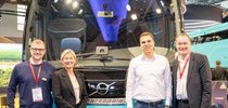 Da esq. para a dir.: João Paulo Ledur (diretor de Estratégia e Transformação Digital da Marcopolo), Anna Westerberg (CEO da Volvo Buses), André Armaganijan (CEO da Marcopolo) e Thomas Nylund (diretor da Volvo Europe).|Divulgação 