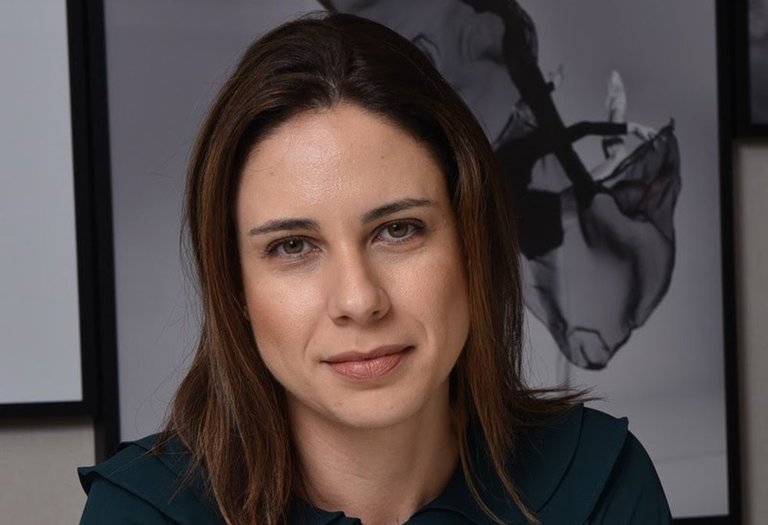 Advogada Elisa Tebaldi afirma que os clubes precisarão analisar a viabilidade de manutenção de suas atividades no formato associativo tradicional, com carga tributária de cerca de 11,4% em detrimento dos 5% da SAF.