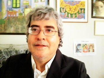 Escritor Heldmar Menezes. 
