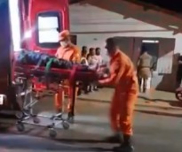 O suspeito foi socorrido pelo Corpo de Bombeiros.