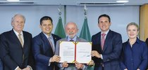 Lula entregou o documento aos presidentes da Câmara dos Deputados, Hugo Motta, e do Senado, Davi Alcolumbre.|Ricardo Stuckert/PR