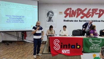 O presidente do Sintras, Manoel Miranda, diz que o Sintras não abre mão de concurso público.