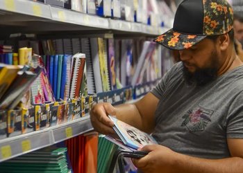O setor de livros, jornais, revistas e papelaria apresentou a maior queda na passagem de agosto para setembro. 
