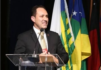 Sheyner Yàsbeck Asfóra é presidente nacional da Abracrim