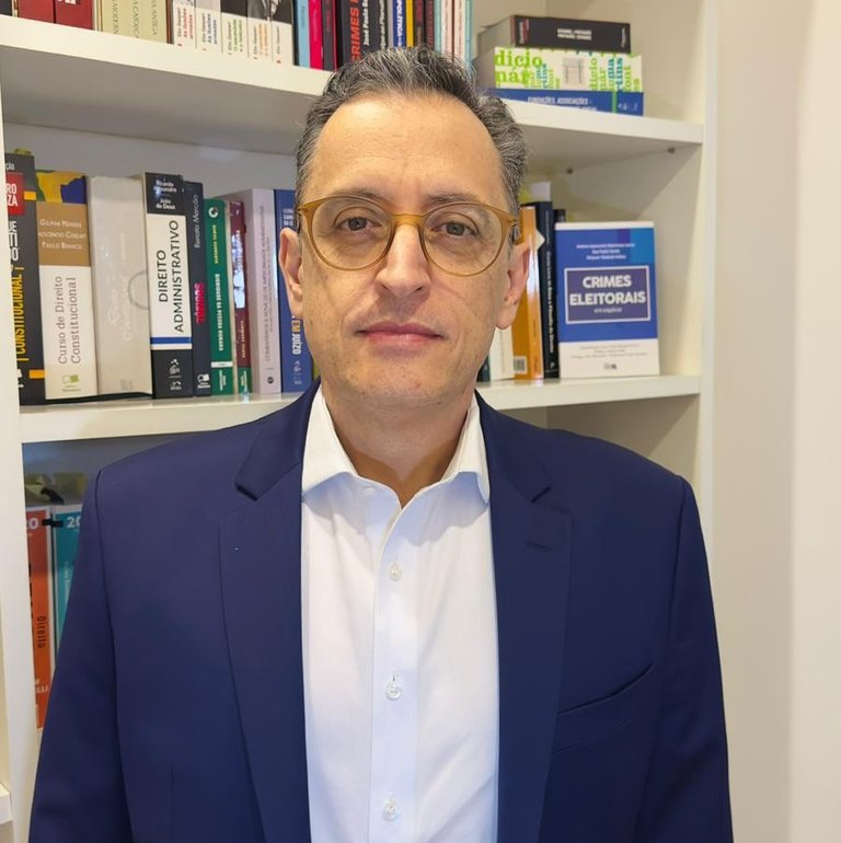 Marcelo Aith é advogado criminalista. 