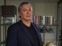 Ivo Ricardo Lozekam é tributarista, contador e advogado.|