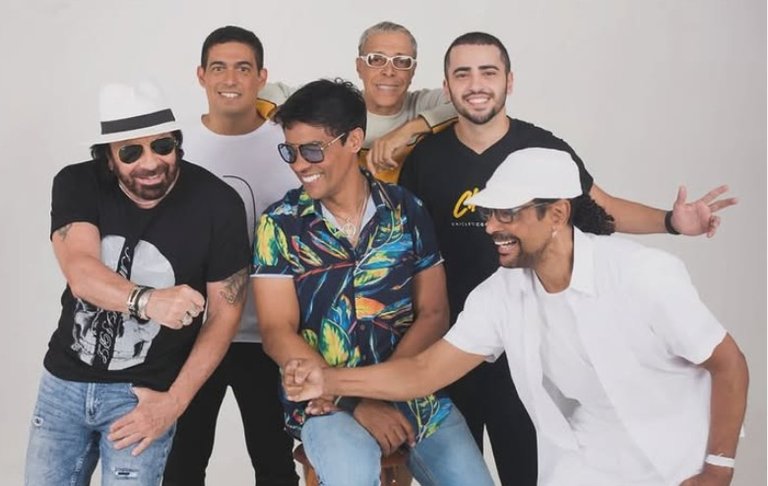 A banda Chiclete com Banana é a primeira atração confirmada para o Porto Folia 2026. 