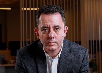 Paulo Serra é especialista em Gestão Governamental e em Políticas Públicas.