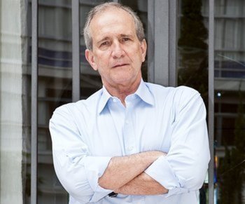 Fernando Valente Pimentel é diretor-superintendente e presidente emérito da Associação Brasileira da Indústria Têxtil e de Confecção (Abit)