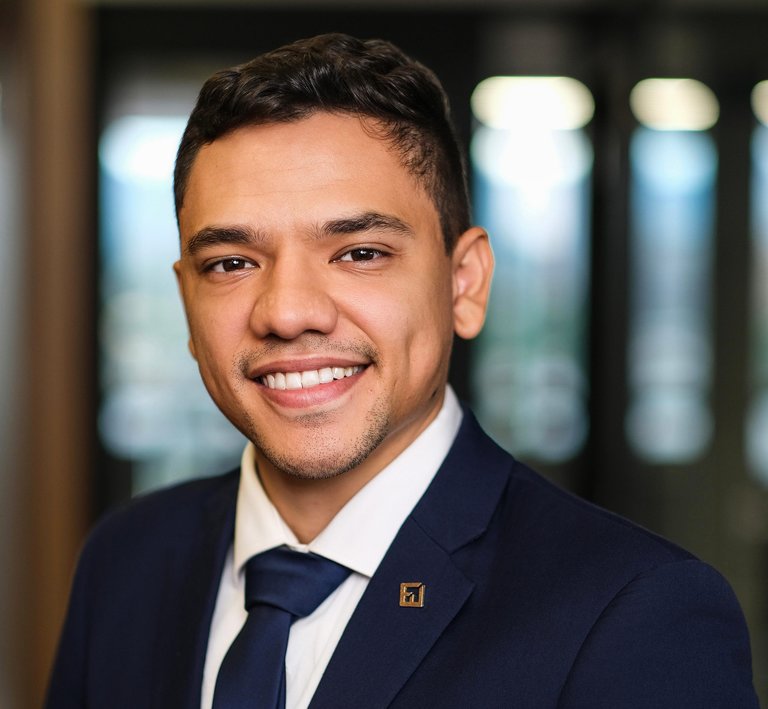 Kloves Eliomar Pereira Herrera é advogado associado da Fraz Advocacia, especialista em Direito Civil, Tributário e do Consumidor.