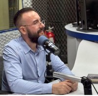 Thiago Barbosa Soares é analista do discurso, escritor e professor da Universidade Federal do Tocantins (UFT).|