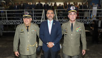Comandante-geral, coronel QOPM Cláudio Thomaz Coêlho de Souza, com o governador Wanderlei, e o coronel QOPM Márcio Antônio Barbosa de Mendonça.|Ademir dos Anjos/Secom-TO