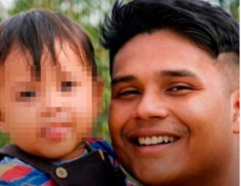 Pai e filho, da etnia Karajá, eram moradores da Aldeia Santa Izabel, na Ilha do Bananal.