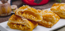 O misto simples liderou os aumentos, com alta de 5,98%, seguido pelo pão de queijo (5,46%) e o pastel (4,75%).|Designed by Magnific (www.magnific.com)