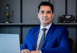 Ricardo Menegatto, advogado especializado em direito do consumidor e sócio do escritório Menegatto Advogados.|