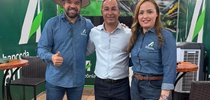 Fábio Freire dos Santos e Neuma Bastos com o prefeito de Araguaína, Wagner Rodrigues|Divulgação/BASA
