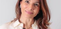 Mayra Vieira Dias é advogada.|