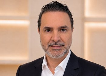 Flávio Henrique Borin é médico, com atuação voltada à coordenação de equipe médica e alinhamento de condutas assistenciais.