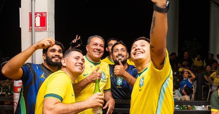 Ex-técnico da Seleção e pré-candidato ao Senado pelo Podemos, Luxemburgo estará com torcedores, lideranças e apoiadores 