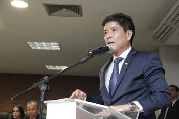Presidente da OAB-TO, Walter Ohofugi, durante discurso