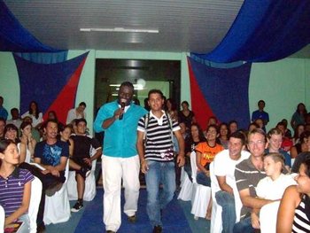 Paulo Bomfim, auto-intitulado ‘Diamante Negro’, expôs uma palestra com o tema central: Motivação para o Sucesso