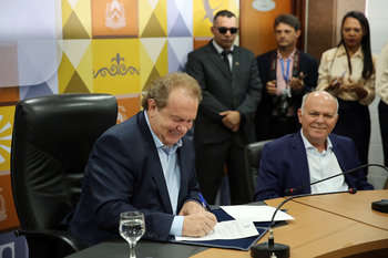 Governador assina Lei de Regularização Fundiária de Propriedades Rurais