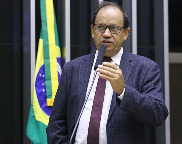 Eli Borges prioriza saúde no Tocantins com projetos de acesso e tratamento